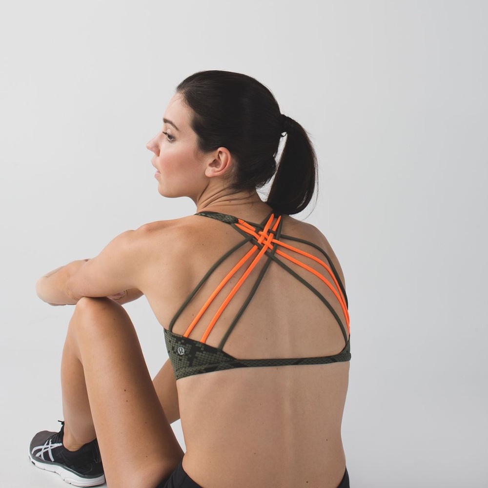 Lululemon Zig Green Snake Orange Free to Be Wild Bra